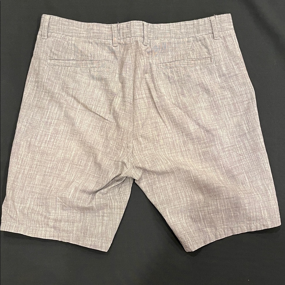 Micros Men's Heathered Gray Flat Front Shorts - Picture 3 of 4